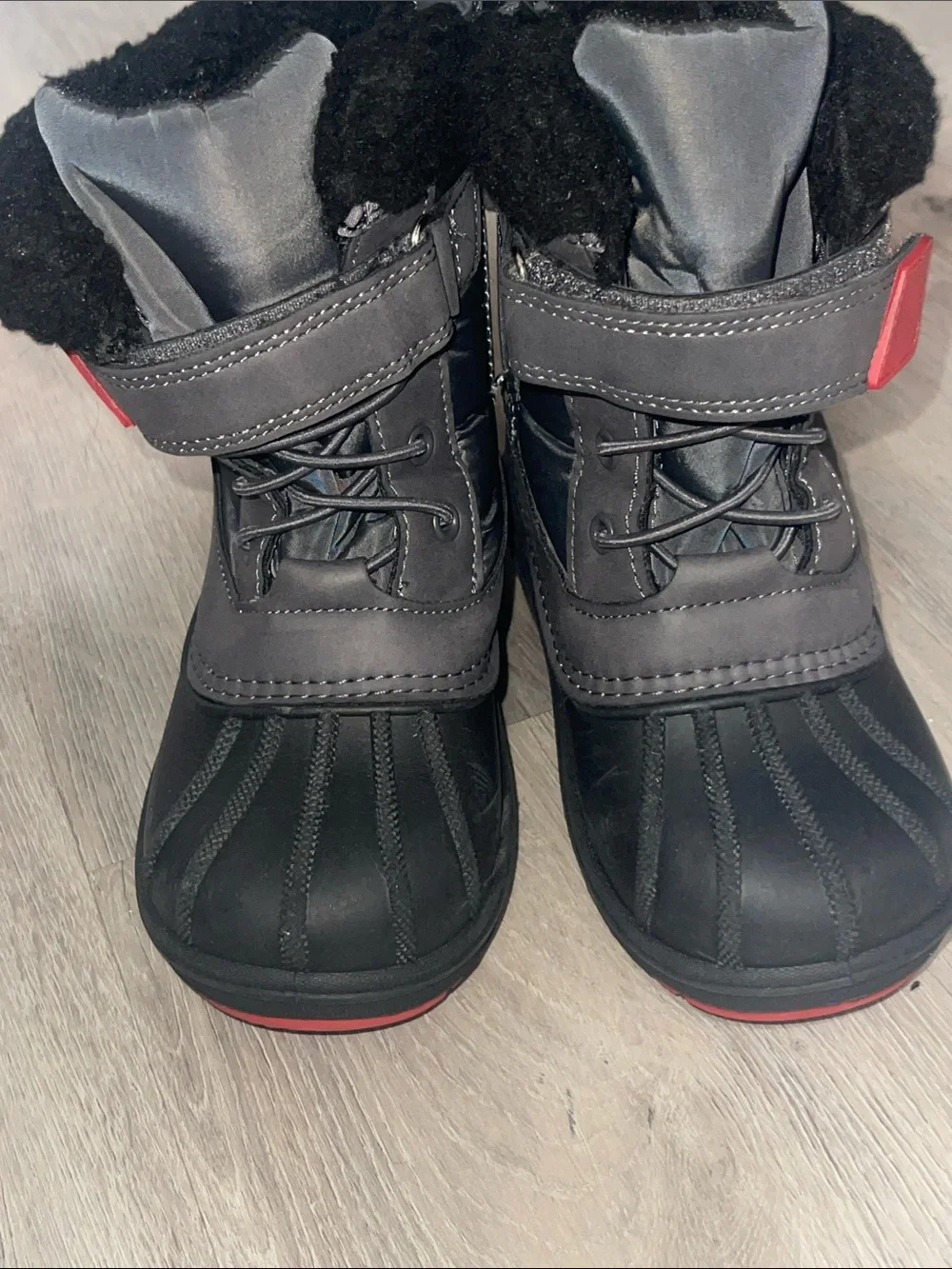 Cat & Jack Black and Red Kids Winter Snow Boots 11 kids